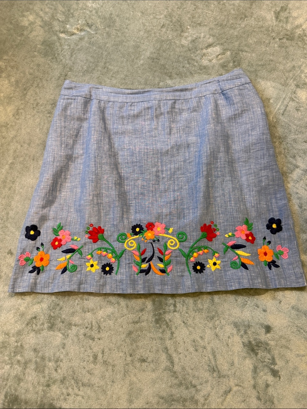 Talbots Light Blue Mini Skirt with Multicolor Floral Embroidery, size 14